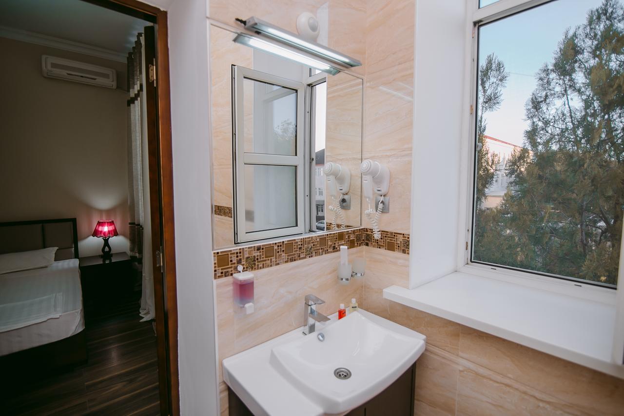 Hotel Inju Тараз Екстериор снимка